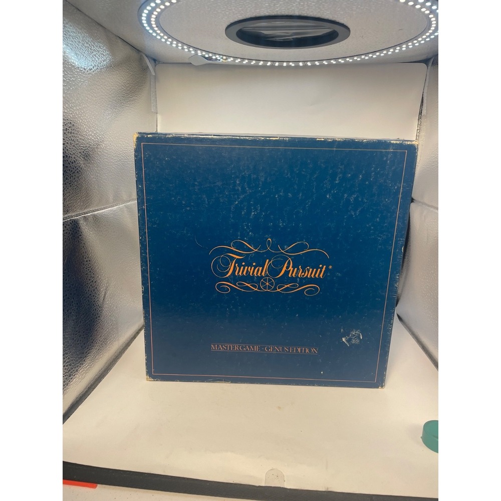 Vintage 1981 Trivial Pursuit Master Game Genus Edition Set